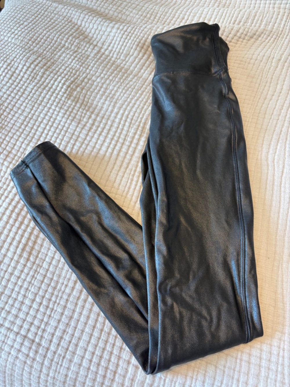 SPANX Faux Leather Legging - Picture 2 of 3